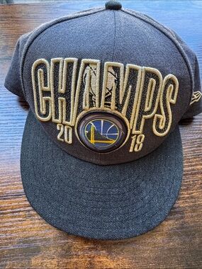 Golden State Warriors "CHAMPS 2018" Snapback Hat,one size fits most